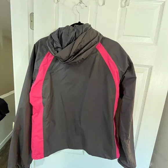 Coleman Packable Jacket - Picture 3 of 3